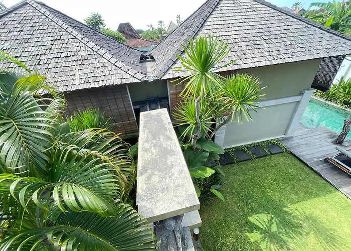 Villa Pradha *